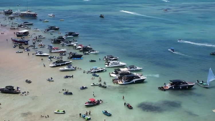 Piscinas Ilha de Areia Vermelha